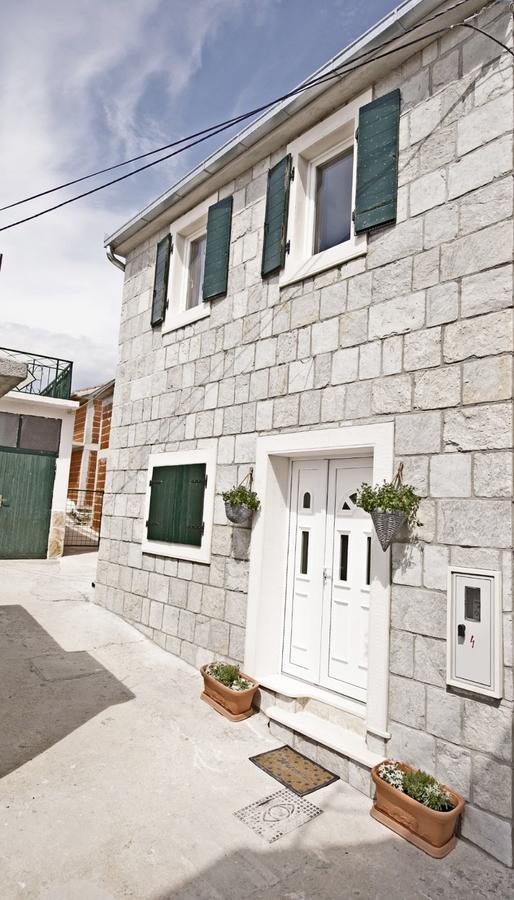 Holiday Home Listesi 1 Trogir Bagian luar foto